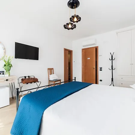 Palazzo Pinto 2 4* Виетри