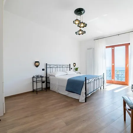 Palazzo Pinto 2 4* Vietri