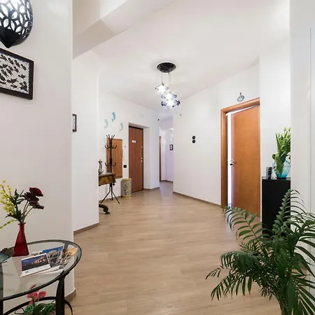 לינה וארוחת בוקר Palazzo Pinto 2 4*
