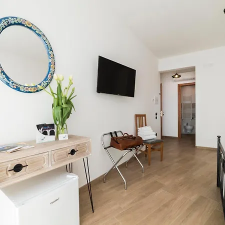 לינה וארוחת בוקר Palazzo Pinto 2