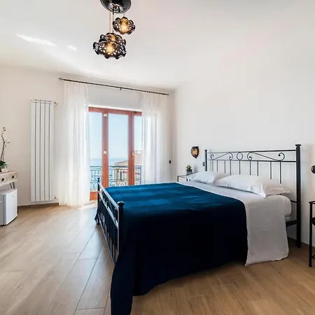 Palazzo Pinto 2 4*