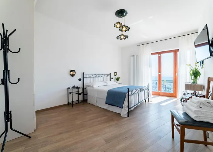 Palazzo Pinto 2 4* Vietri