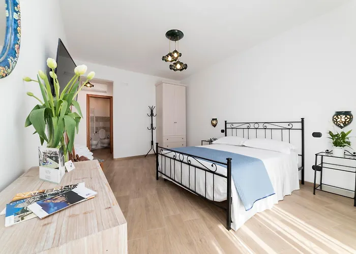 Palazzo Pinto 2 B&B 4*